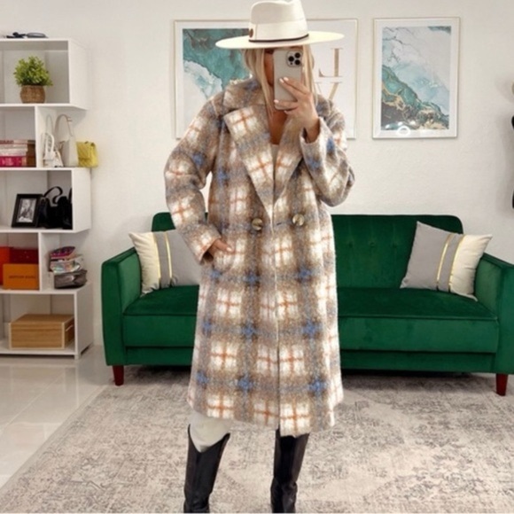 cliche’ Jackets & Blazers - Cliche’ medium Chic Plaid Double-Breasted Coat wool
Blend